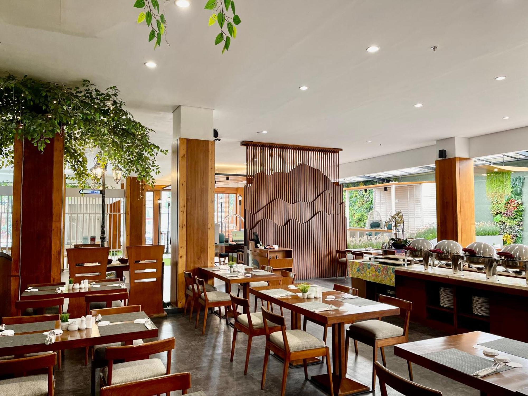 Hemangini Hotel Bandung Ngoại thất bức ảnh